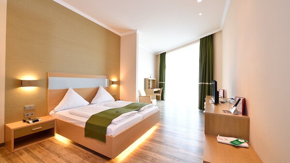 1 Schlafzimmer, Zimmersafe, Schreibtisch, kostenloses WLAN