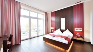 1 Schlafzimmer, Zimmersafe, Schreibtisch, kostenloses WLAN