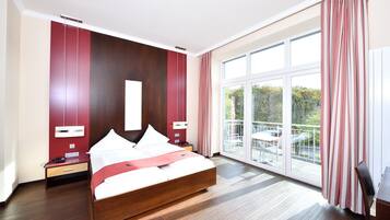 1 Schlafzimmer, Zimmersafe, Schreibtisch, kostenloses WLAN