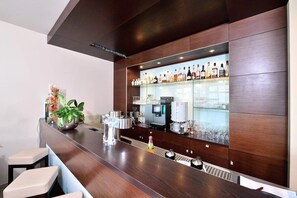 Bar (in der Unterkunft)