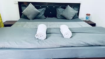 Habitación doble | Camas extra y ropa de cama