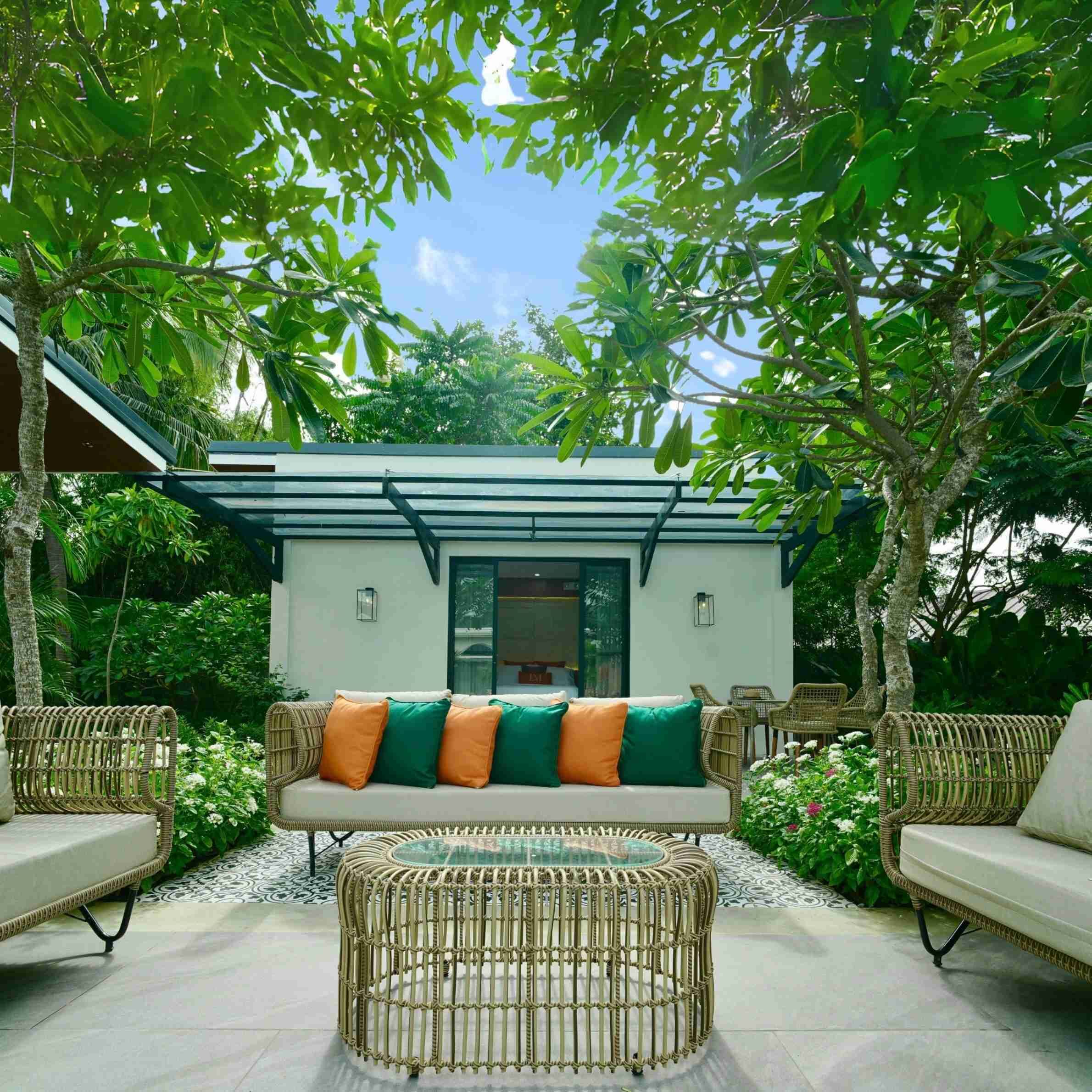 Family Villa, Pool View | Desk, laptop workspace, free WiFi