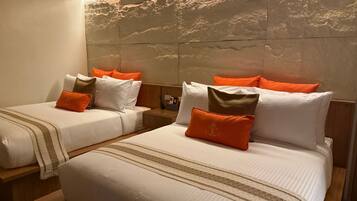 Desk, laptop workspace, free WiFi