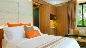 Deluxe Double Room, Pool View