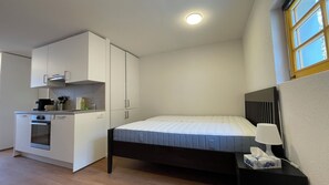 1 bedroom, Internet, bed sheets