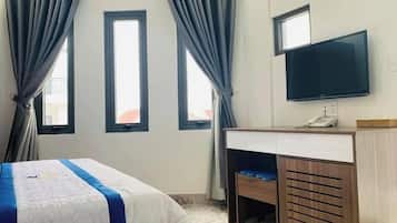 Standard Room | Iron/ironing board, free WiFi