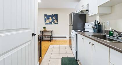Cozy, Tranquil & Private Full 1 Bedroom Apartment