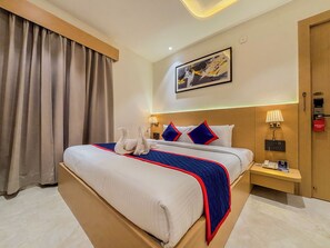 Deluxe Room | Premium bedding, in-room safe, desk, laptop workspace - Zip by Spree Hotels R Group - Near Coaching Hub & Oxy Park (Kota)