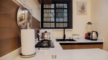 Microwave, stovetop, dishwasher