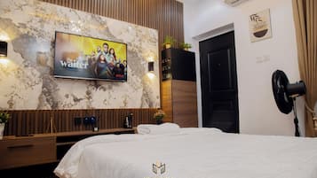 1 bedroom, WiFi, bed sheets