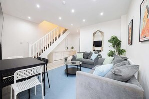 تلفزيون، مكتب