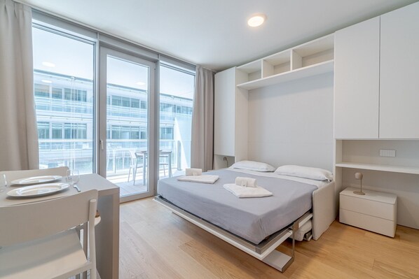 1 bedroom, iron/ironing board, free WiFi, bed sheets