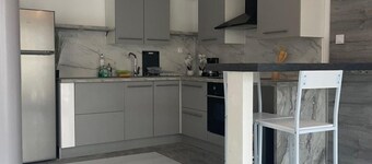 Quiet duplex with terrace 3min from Dijon + ring road. Ideal for professionals on the move