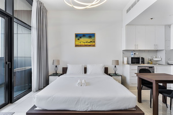 1 bedroom, in-room safe, iron/ironing board, free WiFi