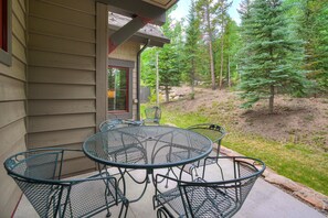 Townhome, 3 Bedrooms | Outdoor dining