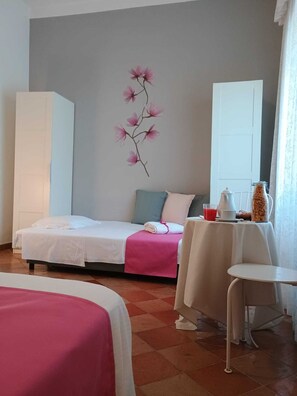 Family Quadruple Room | In-room safe, desk, free WiFi