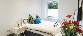 Charming 2-bed apartment with free parking in the heart of Hitchin