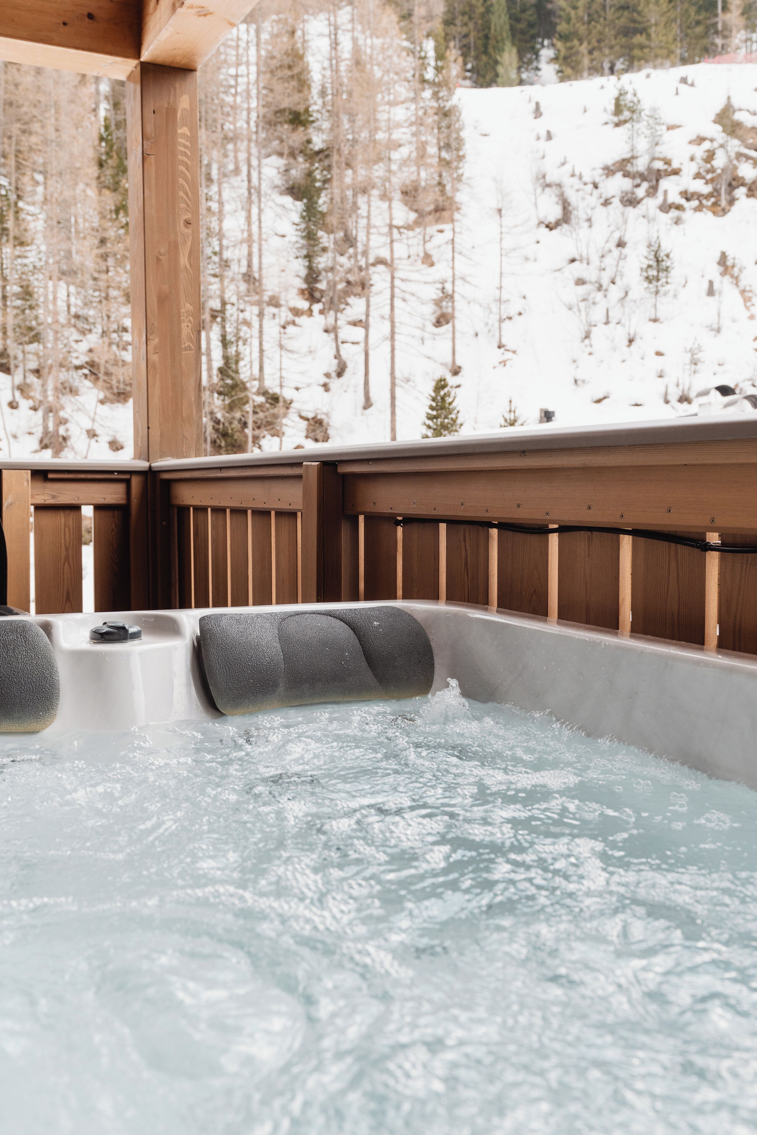 Comfort Suite, Balcony | In-room safe, desk, laptop workspace, blackout curtains