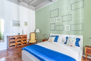 2 bedrooms, iron/ironing board