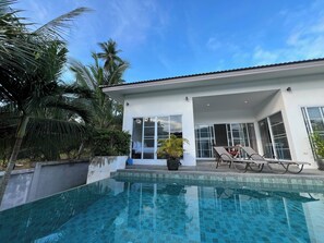 Villa, 2 Bedrooms, Accessible, Smoking | Pool
