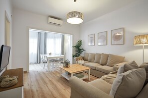 Deluxe Apartment, 4 Bedrooms, Balcony