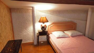 2 bedrooms