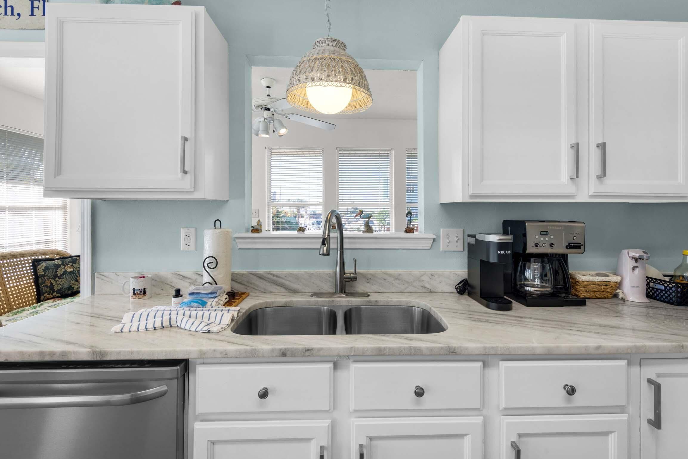 House, Multiple Beds (Leaning Palms) | Private kitchen | Spices, reusable coffee/tea filters