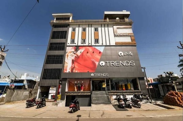 Fachada da propriedade