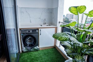 Superior Apartment, 1 Bedroom, Balcony, City View | Laundry