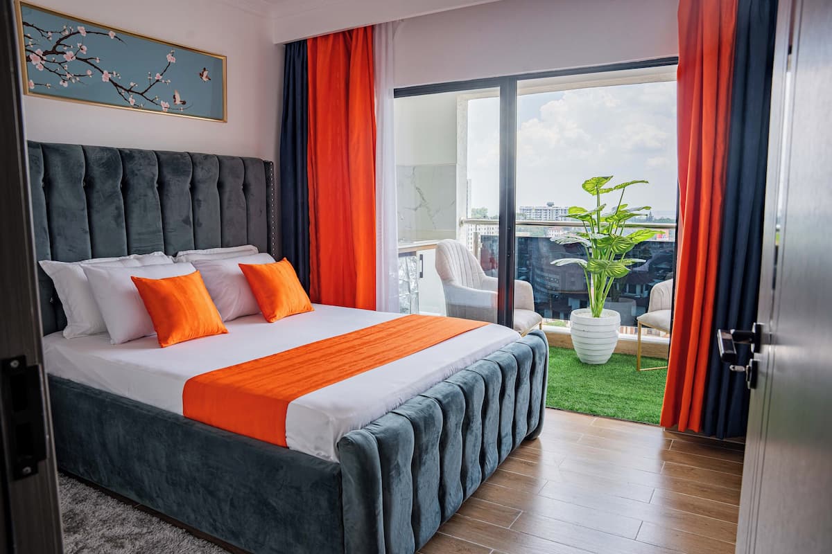 Superior Apartment, 1 Bedroom, Balcony, City View | In-room safe, desk, laptop workspace, blackout drapes