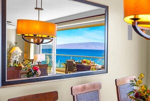 Condo (4 Bedrooms) | Dining