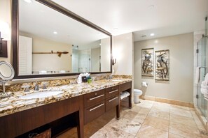 Condo (4 Bedrooms) | Bathroom | Shower, designer toiletries - Honua Kai 2 Free Rental Cars KBM Resorts Most Stunning Views 2 Units, 4 Bedrooms HK Ml-1850 (Kaanapali)