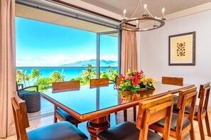 Dining - Honua Kai Hokulani 2 Free Rental Cars KBM Resorts Gorgeous Mountain View 5th Floor Unit At Honua Kai 2 Units, 4 Bedrooms Ml-1871 (Kaanapali)