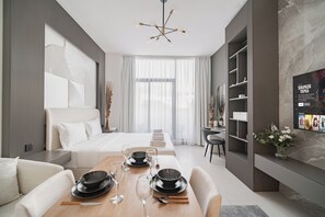 1 chambre, fer et planche à repasser, accès Internet, draps fournis