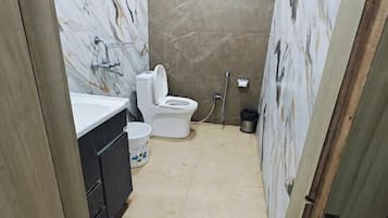 Shower, free toiletries, towels, soap