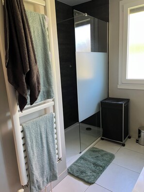 Interior - Family home with garden, near Disneyland (Montry)