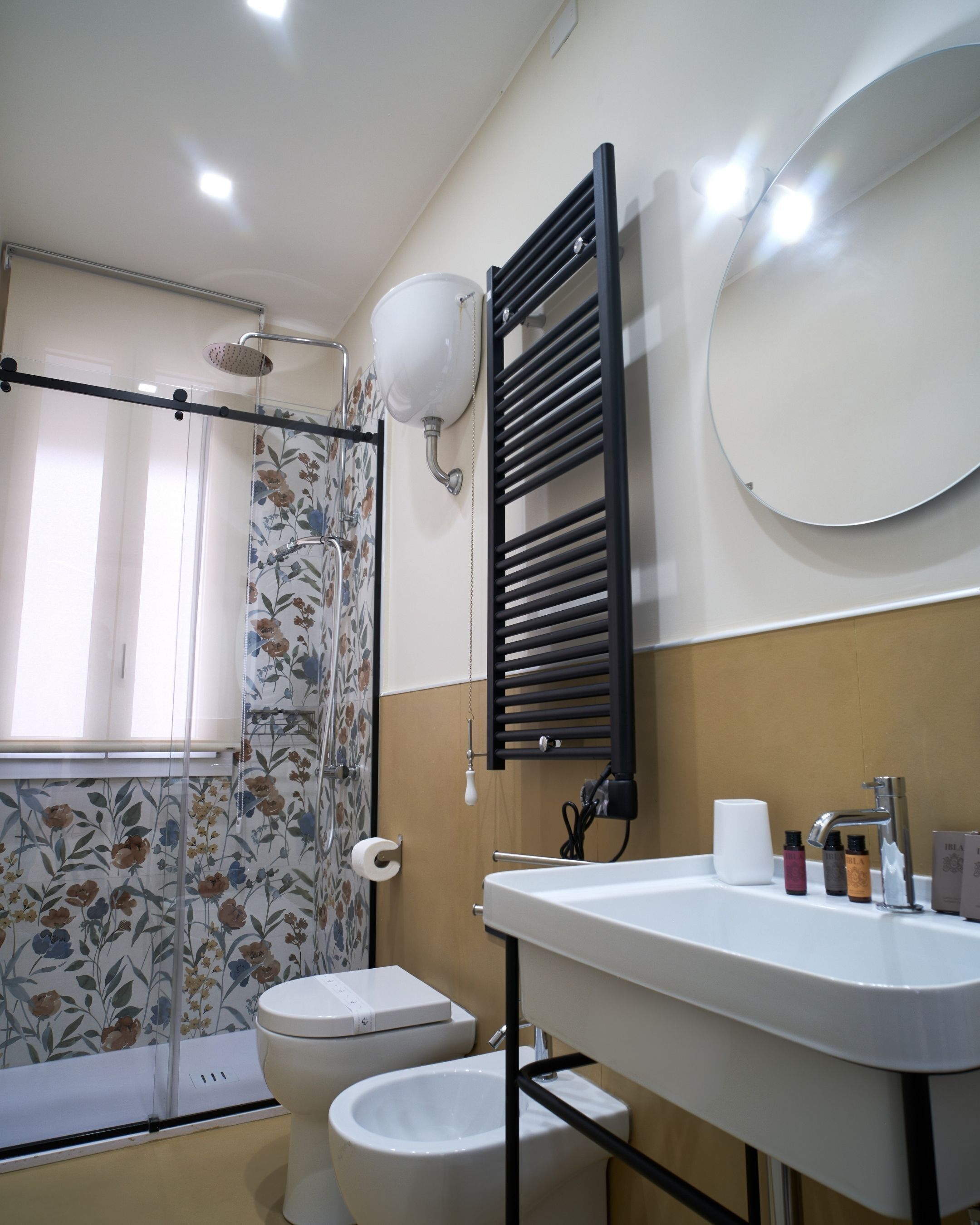 淋浴設備、風筒、坐浴桶、提供毛巾