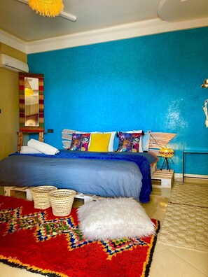 5 bedrooms, Internet, bed sheets