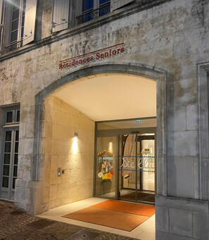 Front of property - Zenao Appart'hôtels Cognac (Cognac)