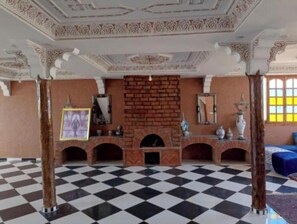 Quarto solteiro básico, vista para a montanha | Saguão