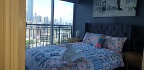 Apartment, 2 Bedrooms, Balcony | Balcony - Chevron Tower3 has 2bedrooms 2beds With Car Park (Gold Coast)