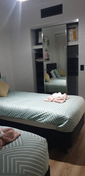 2 bedrooms - Chevron With 3beds and own Carpark Within Tower3 (Gold Coast)