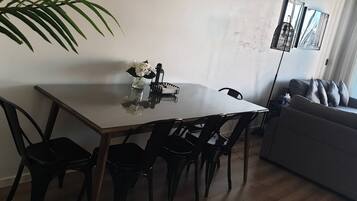 Appartement, 2 chambres, balcon | Intérieur