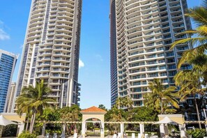 Apartment, 2 Bedrooms, Balcony | Exterior