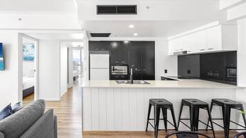 Apartment, 2 Bedrooms, Balcony | Living room