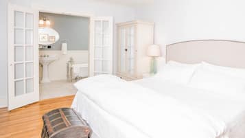 Luxury Double Room, 1 King Bed, Non Smoking, Garden View | Free WiFi