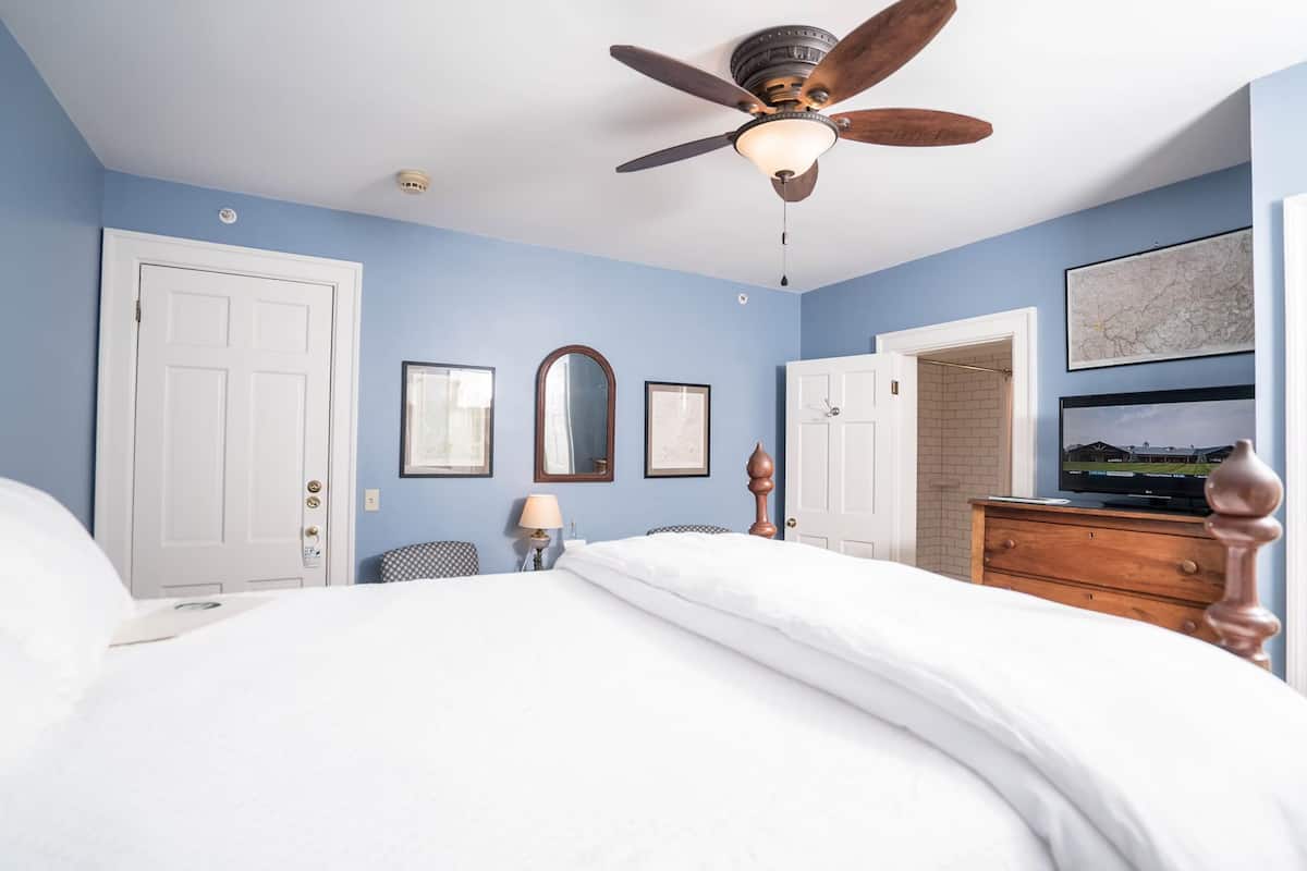 Deluxe Double Room | Free WiFi