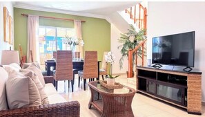 Living area - Penthouse Balconies Pool Walk 2 Beach Dining Shops (Punta Cana)