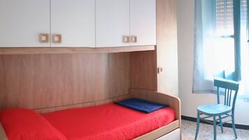 3 chambres, fer et planche Ă repasser, Wi-Fi, draps fournis