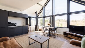 Living area - Troed-Y-Rhiw Farm (Maesteg)
